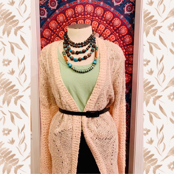 Indigo Rose Sweaters - 🎆2/$20🎆 BoHo Gold Sequined Peach Cream Duster Sweater by Indigo Rose